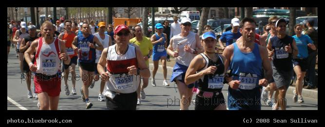 Marathon 2008 - The 2008 Boston Marathon on Beacon Street, Brookline MA