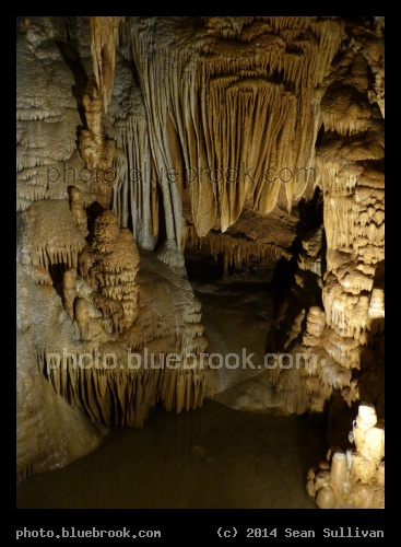 Rock Drapery - Luray Caverns, Luray VA