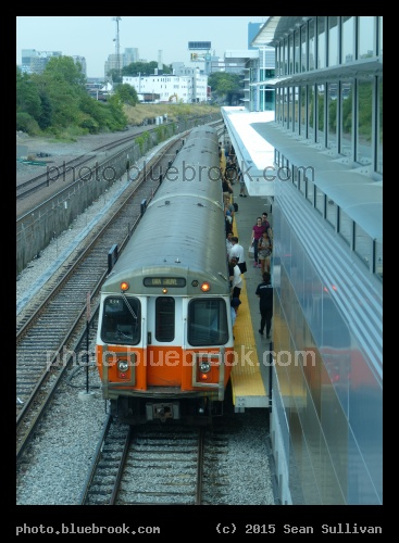 Subway Arrival - Opening day (2 Sept 2014) for Assembly Station on the MBTA Orange Line, Somerville MA