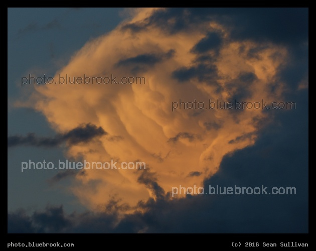 Rolling Cloud at Dusk - Corvallis MT