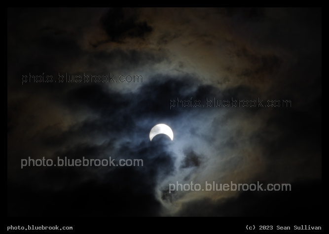 Eclipse through Clouds (Late) - Partial solar eclipse on 14 October 2023, Corvallis MT