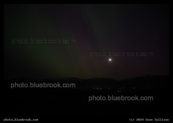 Aurora at Moonset - Geomagnetic storm of May 10-11, 2024 from Corvallis MT