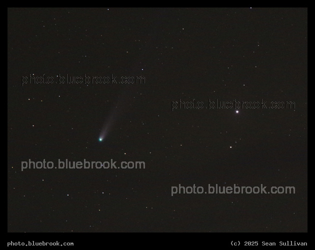 Comet Lemmon with Izar - Comet Lemmon in a starfield with the bright star Izar (Epsilon Bootes) on the right side of the image, Corvallis MT